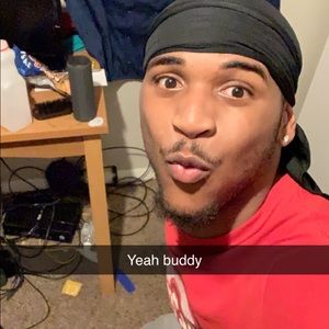 Meet your Posher, Larry